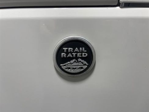 Used 2015 Jeep Wrangler Unlimited Sahara w/ Connectivity Group image 11