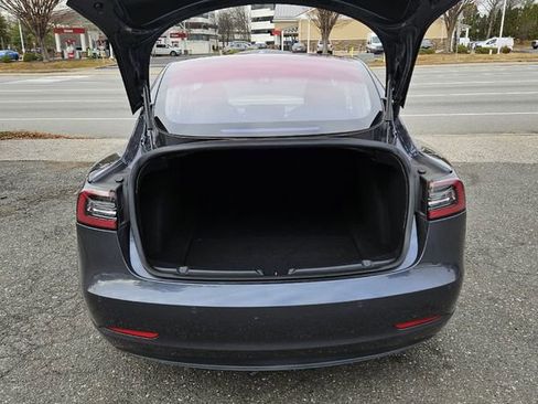 Used 2018 Tesla Model 3 Mid Range image 28