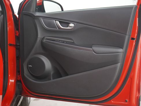 Used 2020 Hyundai Kona Ultimate image 11