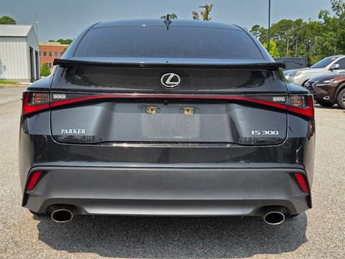 Used 2022 Lexus IS 300 w/ Premium Package RWD image 4