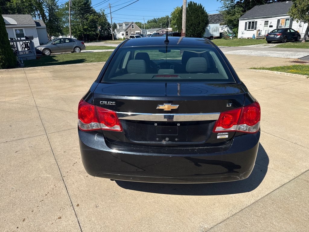 Used 2011 Chevrolet Cruze LT FWD image 7