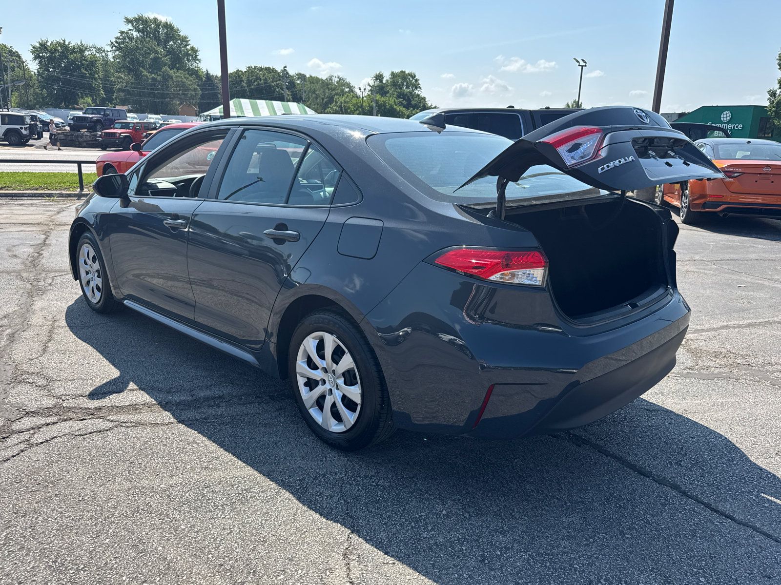 Used 2024 Toyota Corolla LE FWD image 17