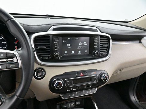 Used 2020 Kia Sorento EX FWD image 17