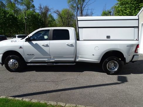 Used 2022 RAM 3500 Big Horn w/ Safety Group B AWD/4WD image 18