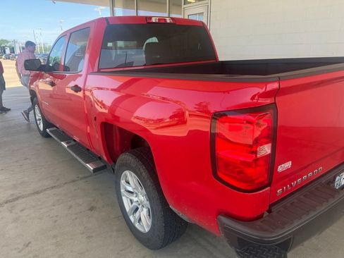 Used 2018 Chevrolet Silverado 1500 W/T w/ WT Convenience Package RWD image 3