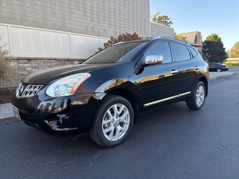 Used 2011 Nissan Rogue SV w/ SL Pkg image 14
