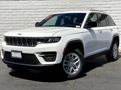New 2025 Jeep Grand Cherokee Laredo X