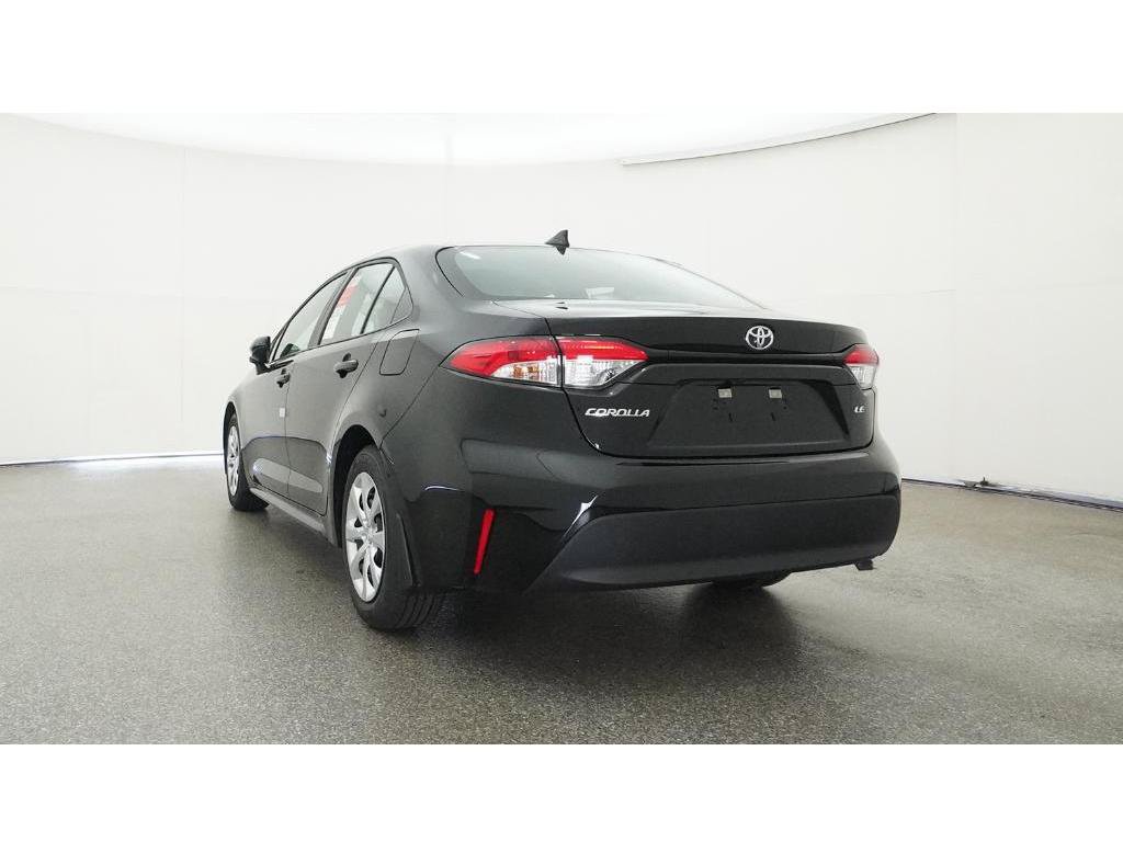 Used 2025 Toyota Corolla LE FWD image 28