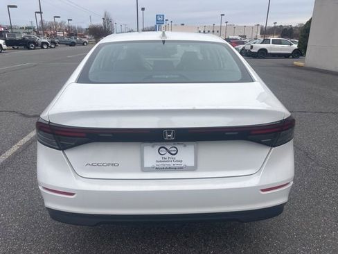 New 2025 Honda Accord LX image 4