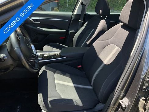 Used 2023 Hyundai Sonata SEL w/ Convenience Package FWD image 3