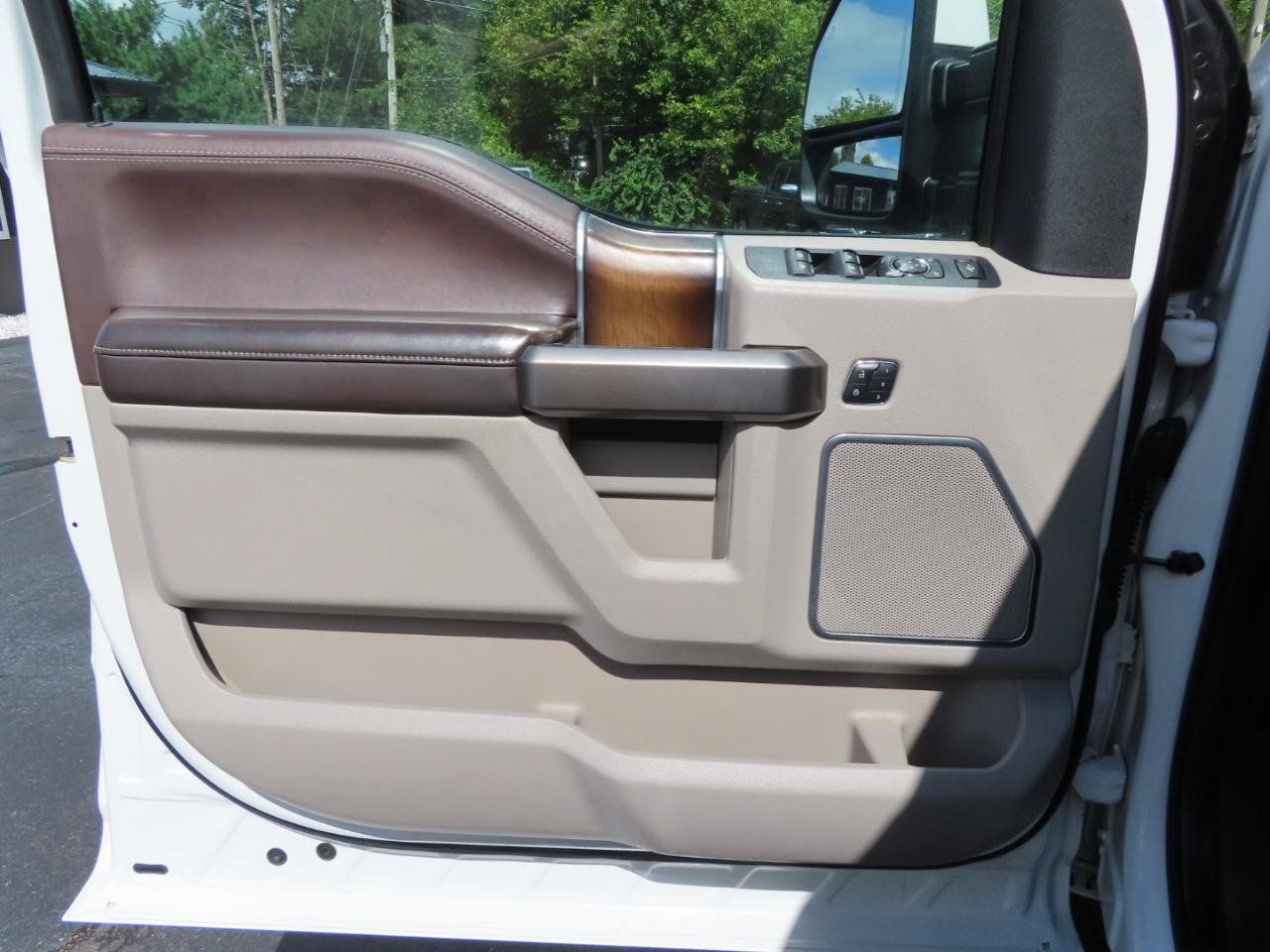 Used 2018 Ford F350 Limited AWD/4WD image 24