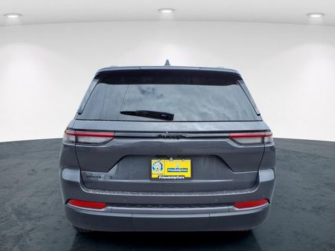 New 2026 Jeep Grand Cherokee Altitude AWD/4WD image 8