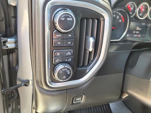 Used 2021 Chevrolet Silverado 1500 LT Trail Boss AWD/4WD image 22