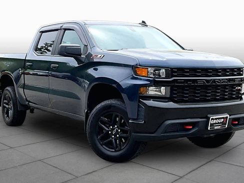 Used 2021 Chevrolet Silverado 1500 Custom Trail Boss AWD/4WD image 3