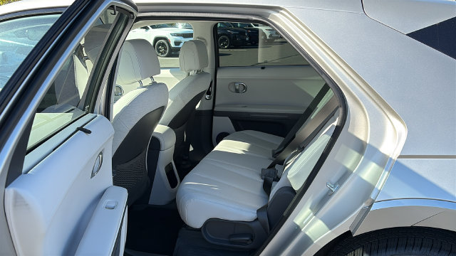 Used 2023 Hyundai Ioniq 5 Limited AWD/4WD image 24