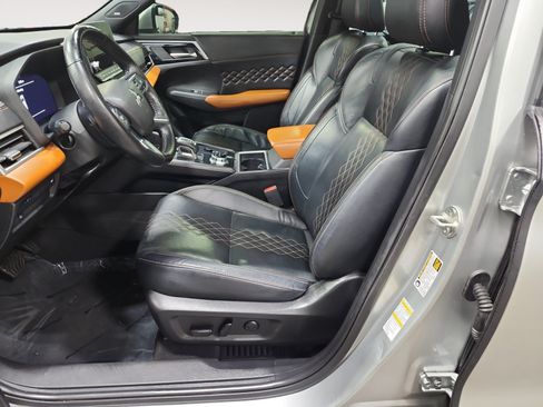 Used 2022 Mitsubishi Outlander SEL FWD image 9