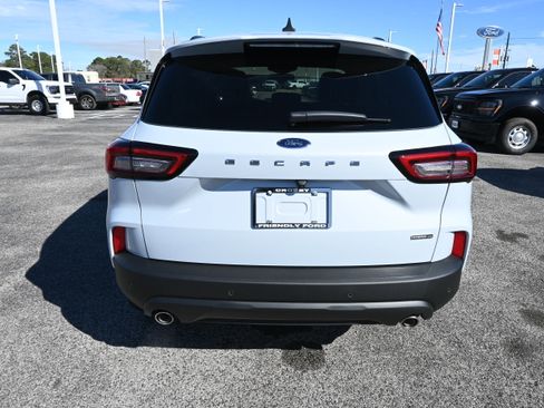 New 2026 Ford Escape ST-Line Select w/ Tech Pack #1 image 4