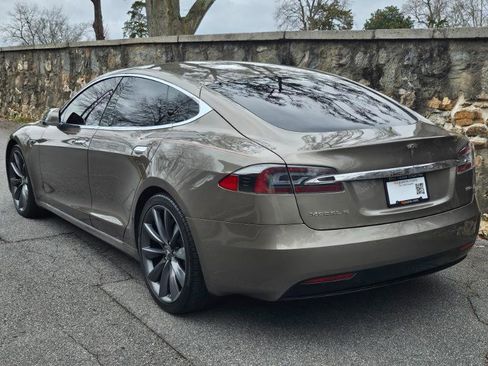 Used 2016 Tesla Model S 90D image 12