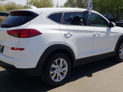 Used 2019 Hyundai Tucson SE image 4