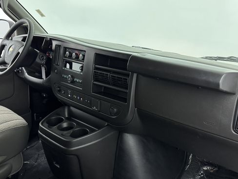 Used 2024 Chevrolet Express 3500 LT w/ LT Preferred Equipment Group image 28