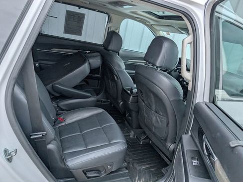 Used 2022 Kia Telluride EX w/ EX Premium Package image 21