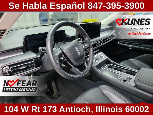 Used 2025 Lincoln Aviator AWD image 23