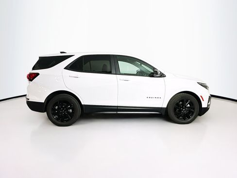 Used 2023 Chevrolet Equinox LS w/ LS Convenience Package FWD image 10