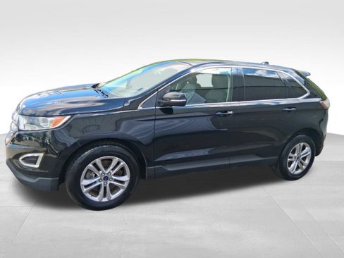 Used 2017 Ford Edge SEL w/ Equipment Group 201A AWD/4WD image 8