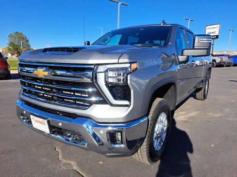 New 2026 Chevrolet Silverado 3500 LTZ image 13