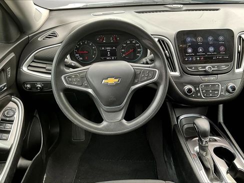 Used 2023 Chevrolet Malibu LT w/ Driver Confidence Package image 8
