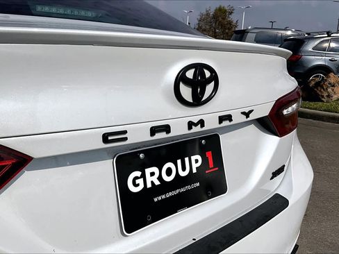 Used 2022 Toyota Camry XSE image 28