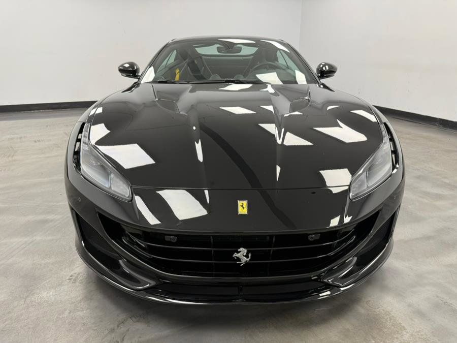 Used 2019 Ferrari Portofino RWD image 26