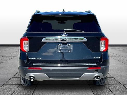 Used 2023 Ford Explorer Limited w/ Equipment Group 301A AWD/4WD image 4