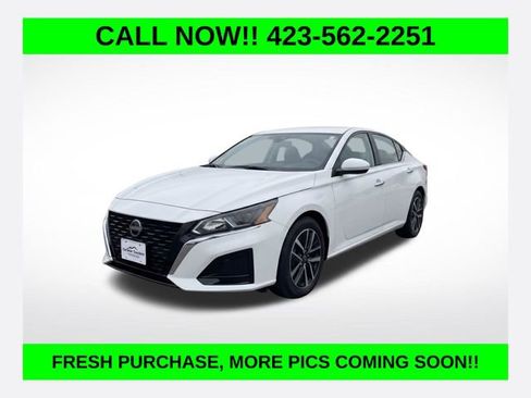 Used 2025 Nissan Altima 2.5 SV image 1