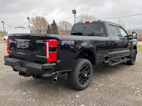 New 2025 Ford F250 Lariat w/ Black Appearance Package image 7