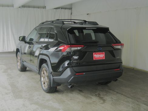 Used 2023 Toyota RAV4 AWD Hybrid image 25