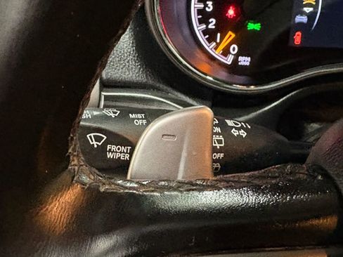 Used 2019 Jeep Grand Cherokee Limited X AWD/4WD image 39
