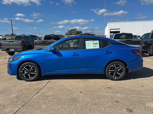 New 2025 Nissan Sentra SV image 5