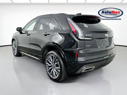 Used 2024 Cadillac XT4 Sport image 6
