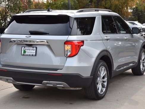 Used 2023 Ford Explorer XLT w/ Equipment Group 202A image 8