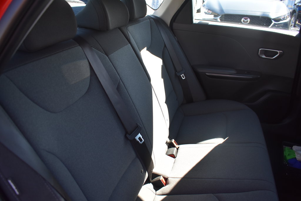Used 2025 Kia K4 FWD image 13