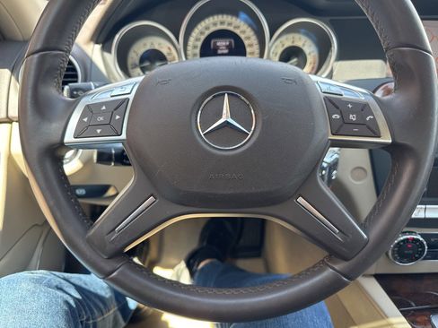 Used 2013 Mercedes-Benz C 300 Luxury image 26