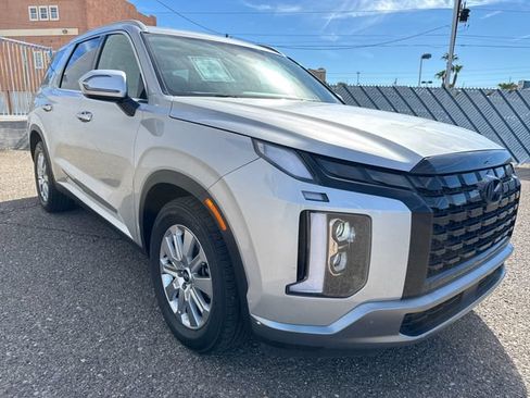 Used 2025 Hyundai Palisade SEL FWD image 7