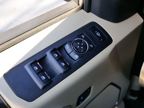 Used 2018 Ford F250 Lariat w/ Lariat Ultimate Package image 20