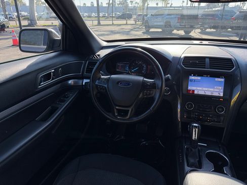 Used 2019 Ford Explorer XLT w/ Equipment Group 201A image 24