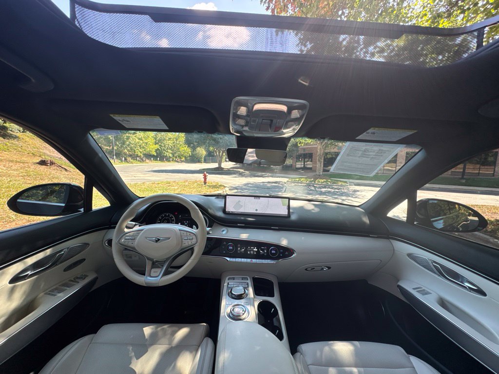 Used 2023 Genesis Electrified GV70 AWD/4WD image 26