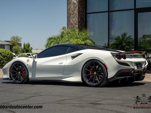 Used 2020 Ferrari F8 Tributo RWD image 6