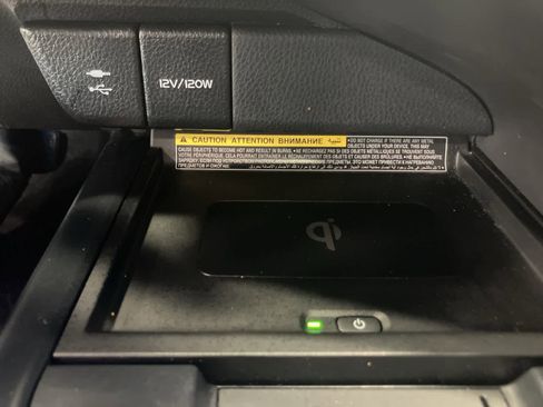 Used 2019 Toyota Camry XSE image 20