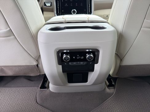 New 2026 GMC Yukon XL Denali image 27