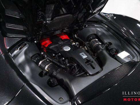 Used 2019 Ferrari 488 Spider RWD image 33